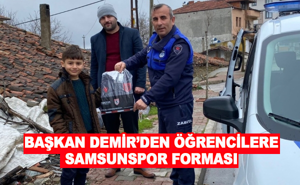 Başkan Öğrencilere Samsunspor forması hediye etti