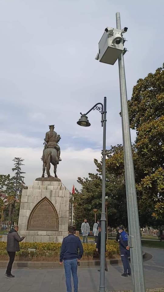 Atatürk Anıtı’na çirkin saldırı yapanlar tutuklandı