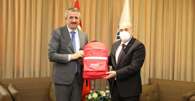 Zülkif Dağlı AFAD başkanını ziyaret etti