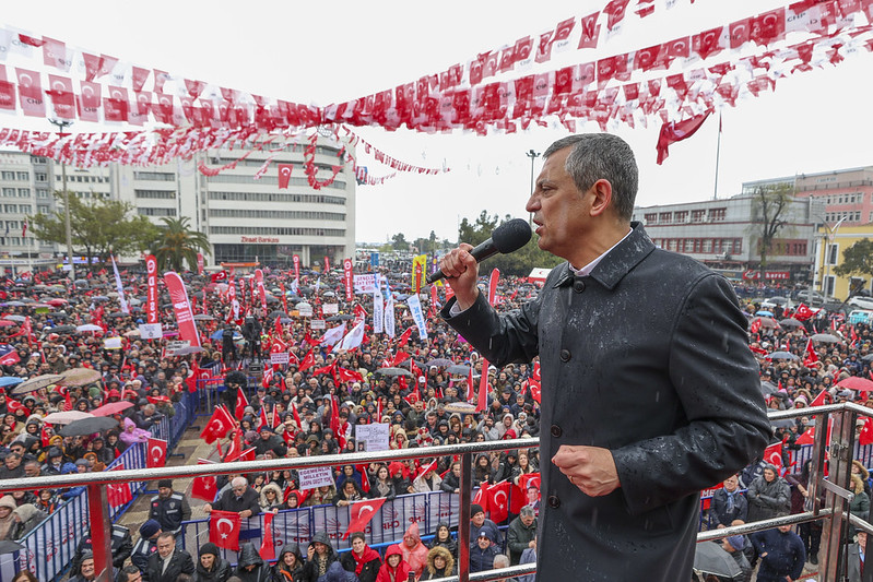Samsun’dan İktidara Sert Mesaj: Özel’den “Sivil Darbe” Çıkışı
