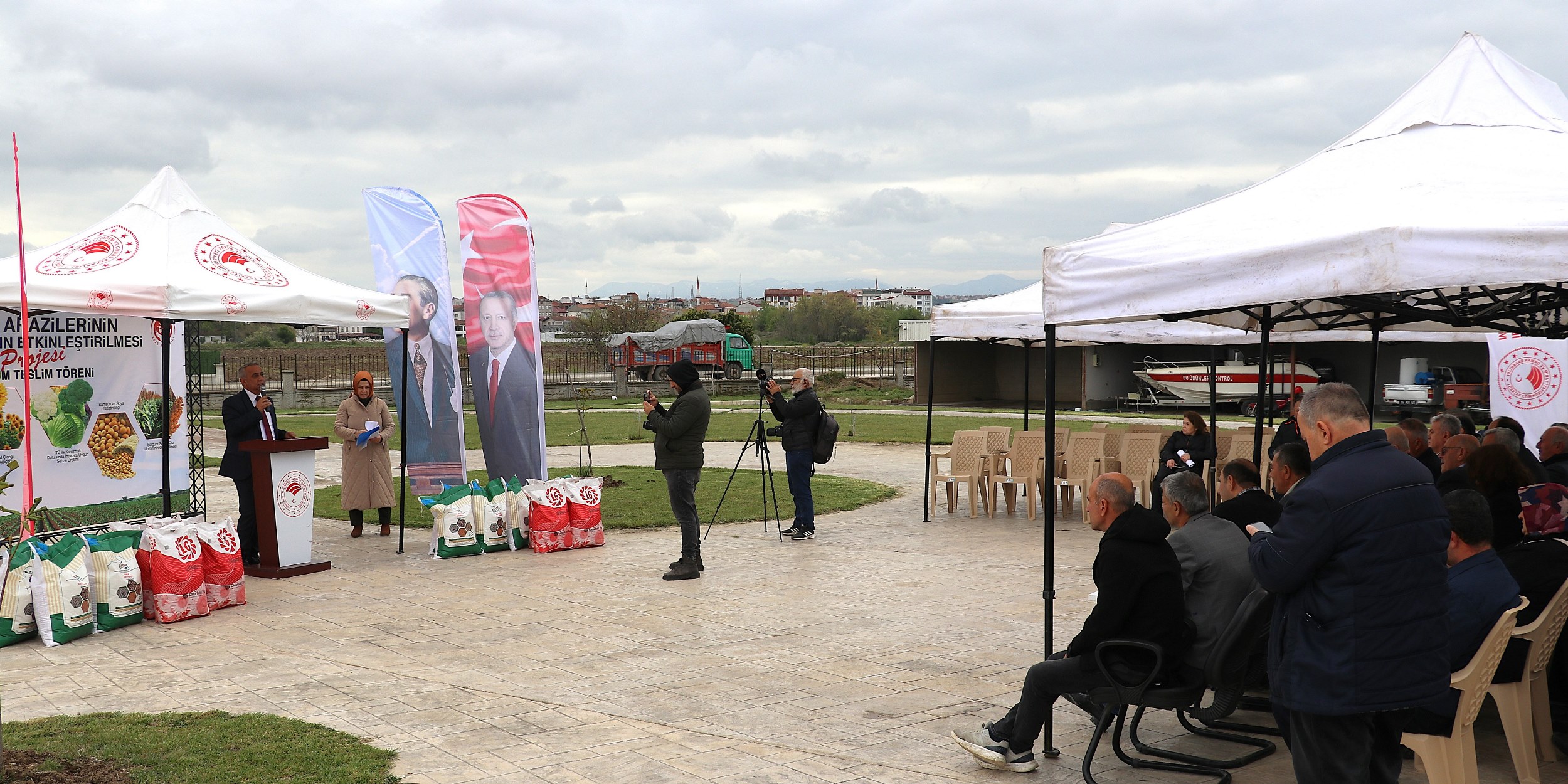 Samsun’da Çiftçisine Müjde: Ayçiçeği Ve Kuru Fasulye Tohumu Desteği