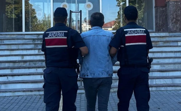 Samsun’da 8 ayrı suçtan aranan firari yakalandı